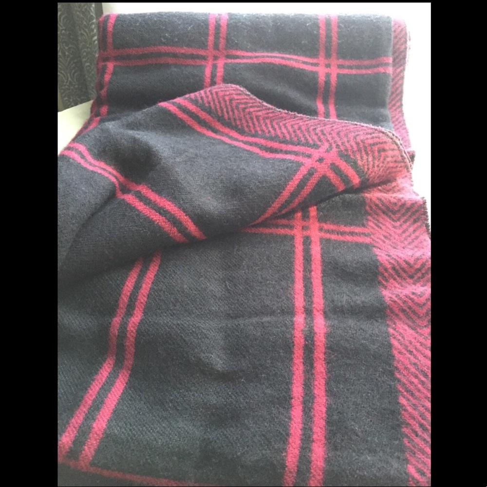 🌹SOLD🌹TORRID Plus Size Merlot Plaid Wrap - Picture 3 of 8